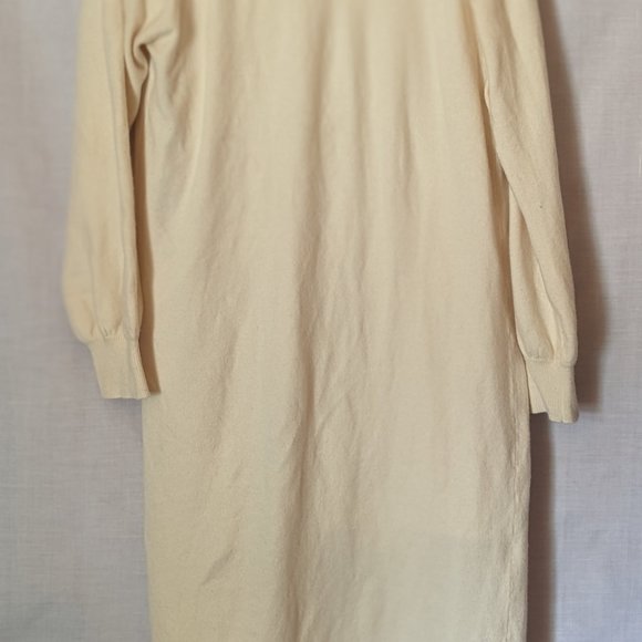 Express Ultra Soft Cardigan and Skirt, Color: Swan, Size: S - Picture 4 of 4